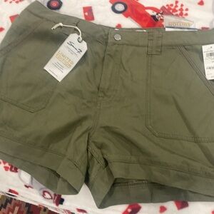 🆕Women’s Seven7 Limited Edition Utility shorts. Size 14/32. NWT